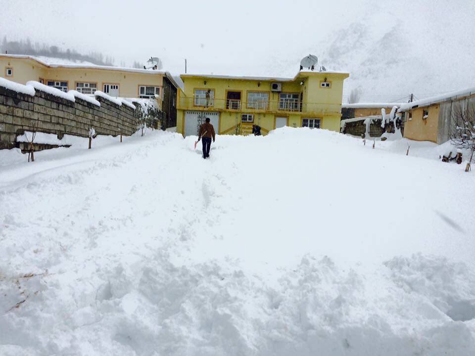 Kurdistan's 2016 bride, blanket of snow